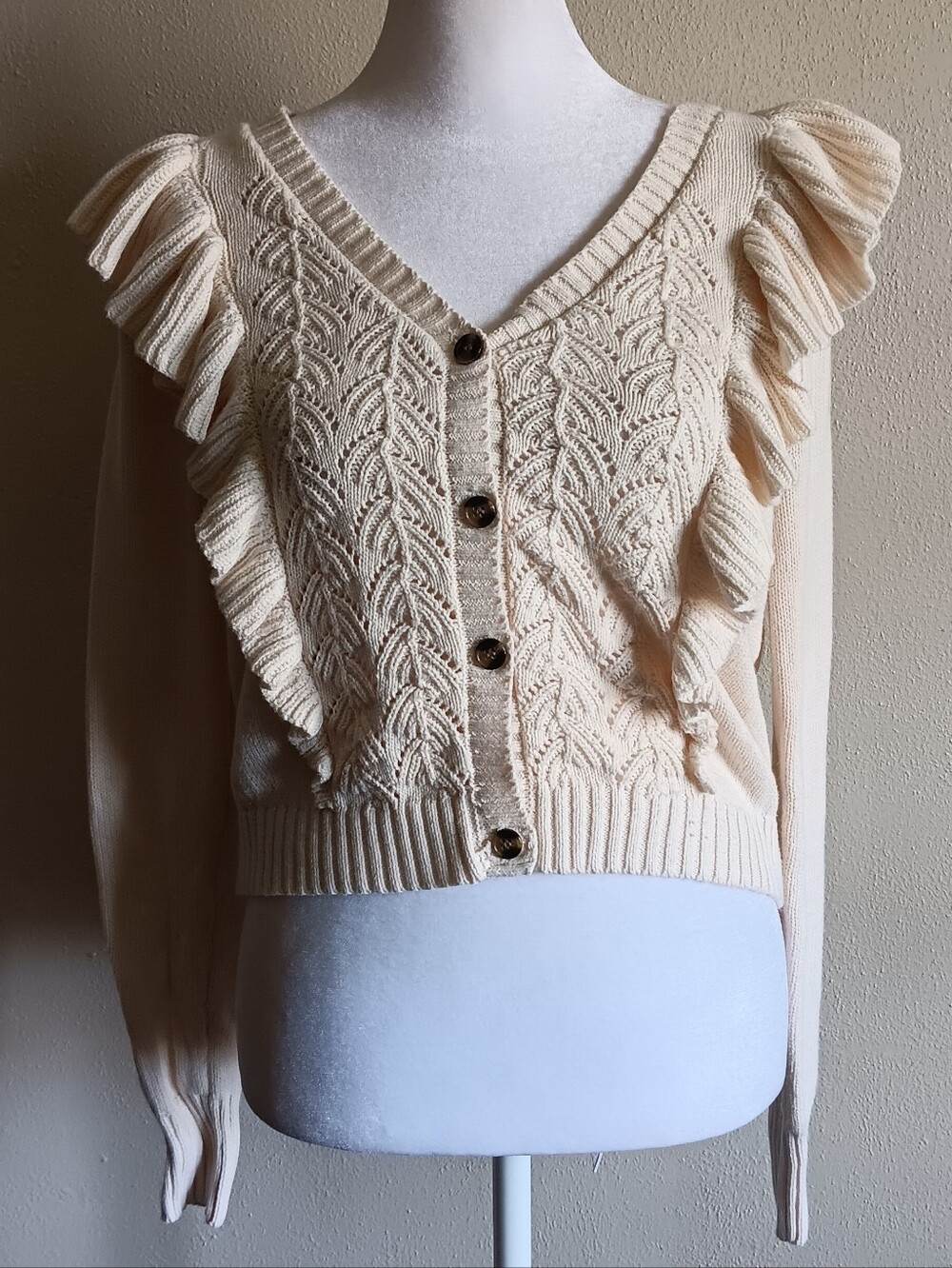 Cream Ruffle Cable-Knit V-Neck Cardigan Cottage Sweater Lauren Conrad Small